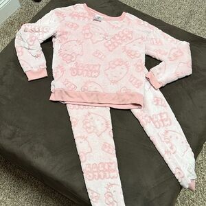 Hello Kitty Light Pink Fleece Pajama Set